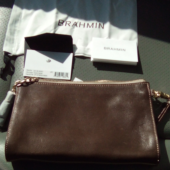 Brahmin Millie Wristlet NWT